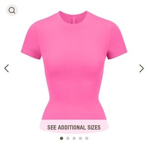 Pink fitted crop top